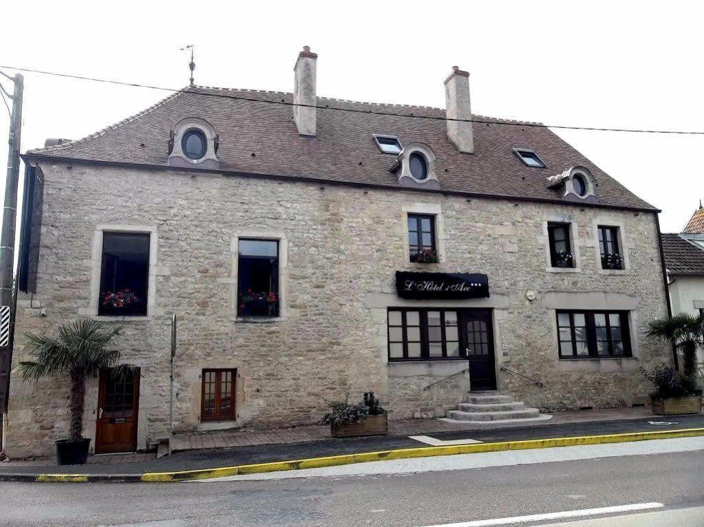Logis L'Hotel D'Arc Arc-sur-Tille Luaran gambar