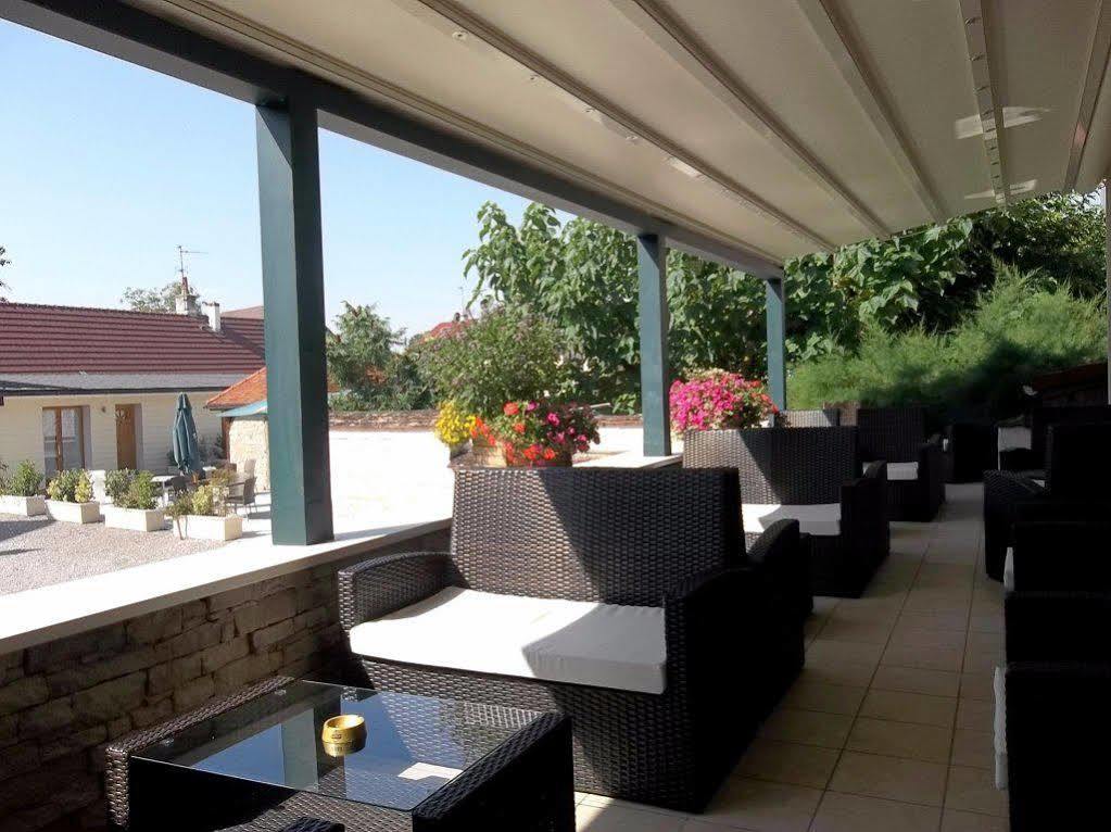 Logis L'Hotel D'Arc Arc-sur-Tille Luaran gambar