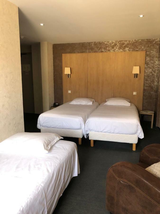Logis L'Hotel D'Arc Arc-sur-Tille Luaran gambar