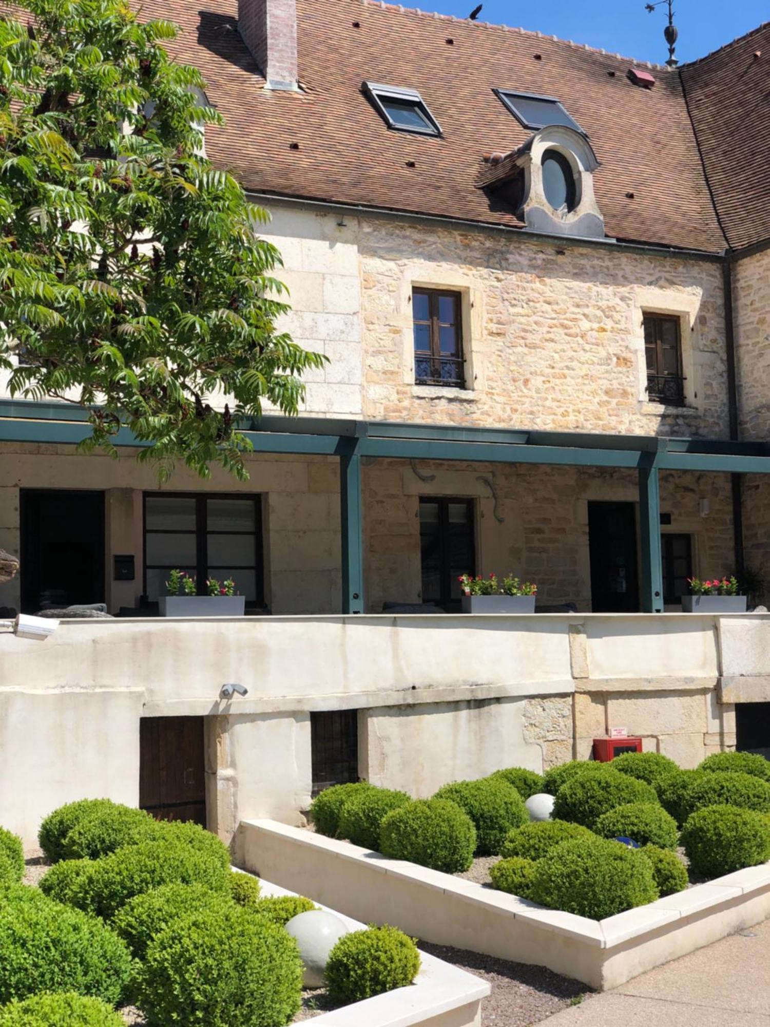 Logis L'Hotel D'Arc Arc-sur-Tille Luaran gambar