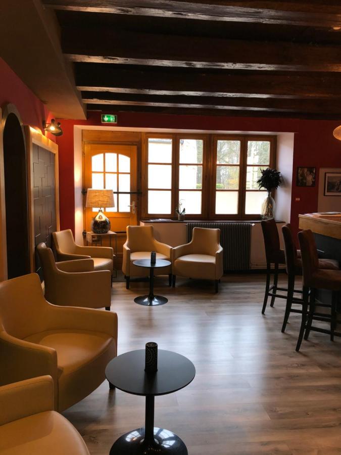 Logis L'Hotel D'Arc Arc-sur-Tille Luaran gambar